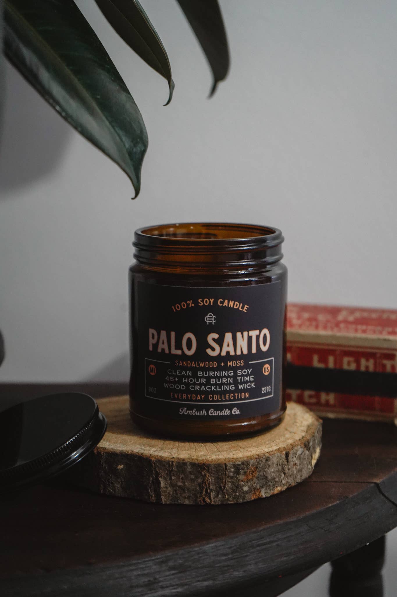 Palo Santo | Sandalwood + Moss 8oz Soy Candle
